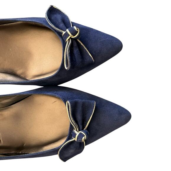 Talbots blue suede Edison gold bow kitten heel 9.5W pointed toe slip on classic - Picture 6 of 10